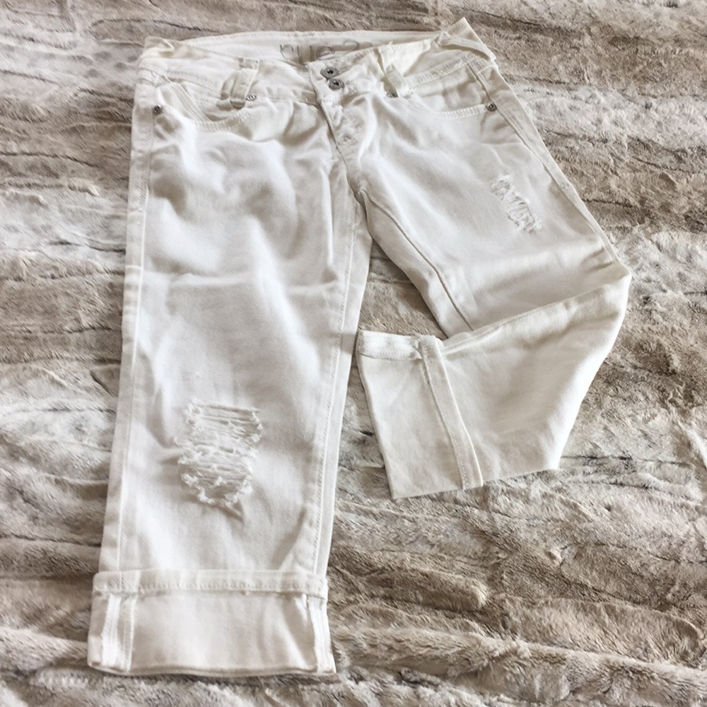 RUE 21 White Capri jeans
